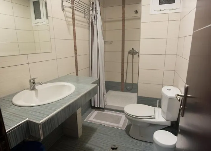 Aris Apartahotel 2*
