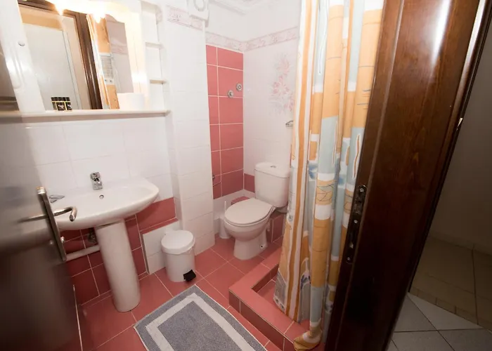 Aris Apartahotel