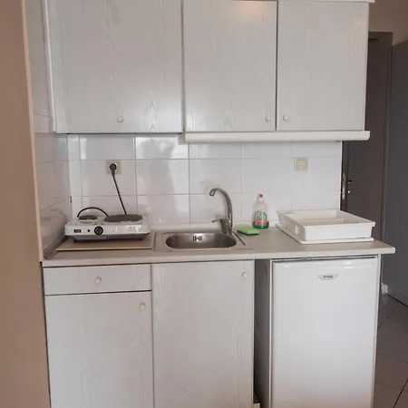 Aparthotel Aris 2*