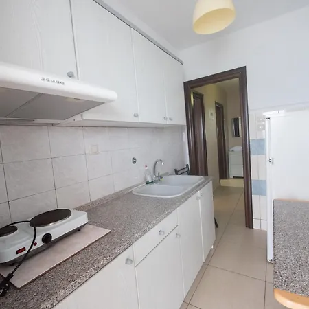 Aparthotel Aris